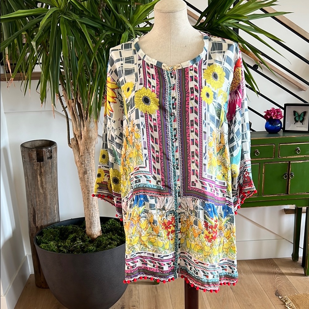 Johnny Was - Yellow and Purple Graphic Boxy 3/4 Sleeve Tunic